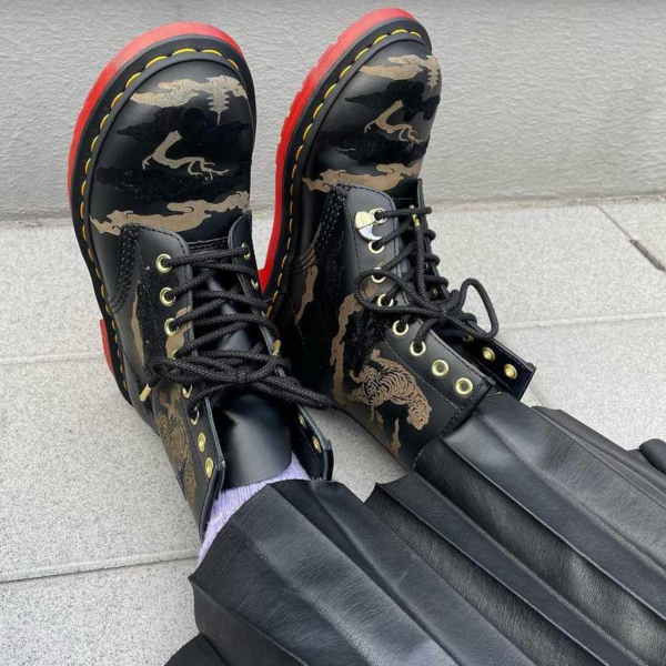 Giày Dr. Martens 1460 Year of The Tiger Leather Lace Up Boots 27268001 - Ảnh 3