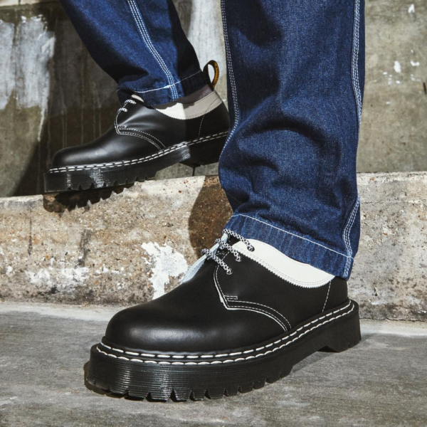 Giay Dr.Martens Bex Smooth Contrast Oxford 'Black White' 27329009