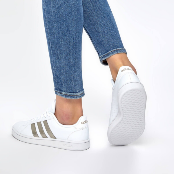 Giay Adidas Grand Court Base 'White Platinum Metallic' EE7874