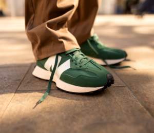 Giay New Balance 327 'Forest Green' MS327GB