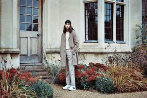 Alternative view of Giày New Balance Casablanca x 327 'Idéaliste Grey Pink' MS327CBC