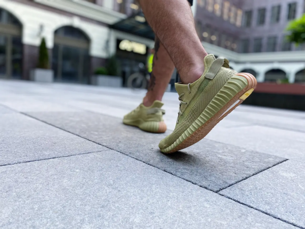 Giày Adidas Yeezy Boost 350 V2 'Sulfur' FY5346 - Ảnh 2