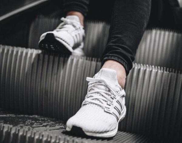 Giày Adidas UltraBoost 4.0 'Triple White' BB6308 - Ảnh 5
