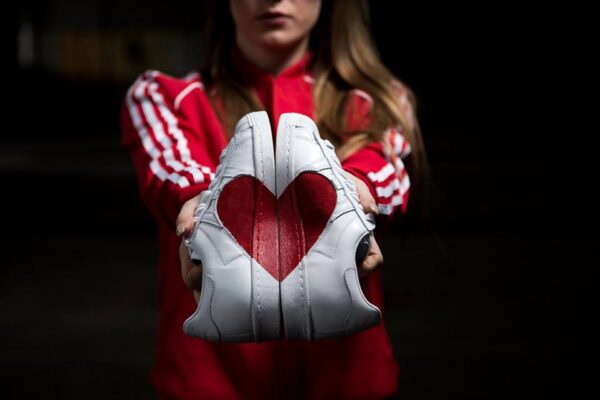 Giày Adidas Originals Superstar 80s Half Heart 'White Red' CQ3009 - Ảnh 2