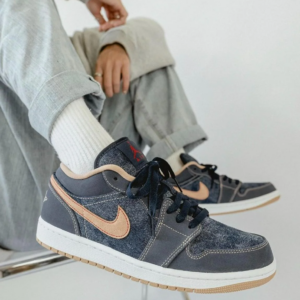 Alternative view of Giày Nike Air Jordan 1 Low SE 'Denim' DH1259-400