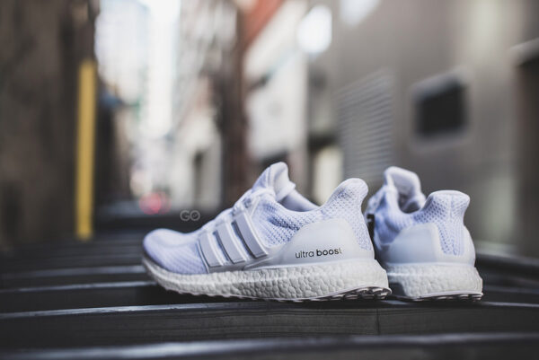 Giày Adidas UltraBoost 3.0 'Triple White' BA7686 - Ảnh 4