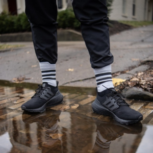 Giay Adidas UltraBoost 22 'Triple Black' GZ0127