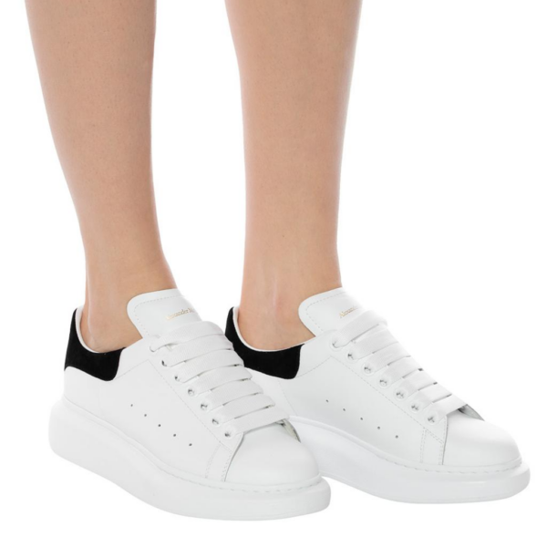 Giày Alexander McQueen Wmns Oversized Sneaker 'White Black' 553770-WHGP7-9061 - Ảnh 4