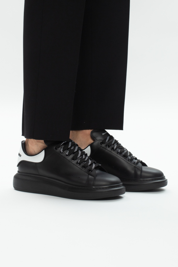 Giày Alexander McQueen Oversized Sneaker Black 625156-WHXMT-1006 - Ảnh 4