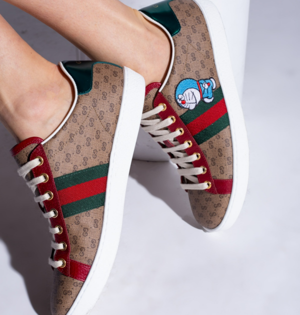 Giày Gucci x Doraemon Women’s Ace Sneaker 'Monogram' 655034-2SZ10-9765 - Ảnh 3