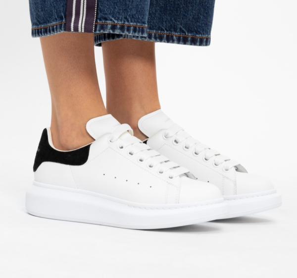 Giày Alexander McQueen Wmns Oversized Sneaker 'White Black' 650788-WHZ4K-9061 - Ảnh 4