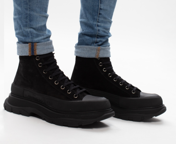 Giày Alexander McQueen Tread Slick Boots 'Black' 627206-WHBGU-1081 - Ảnh 3