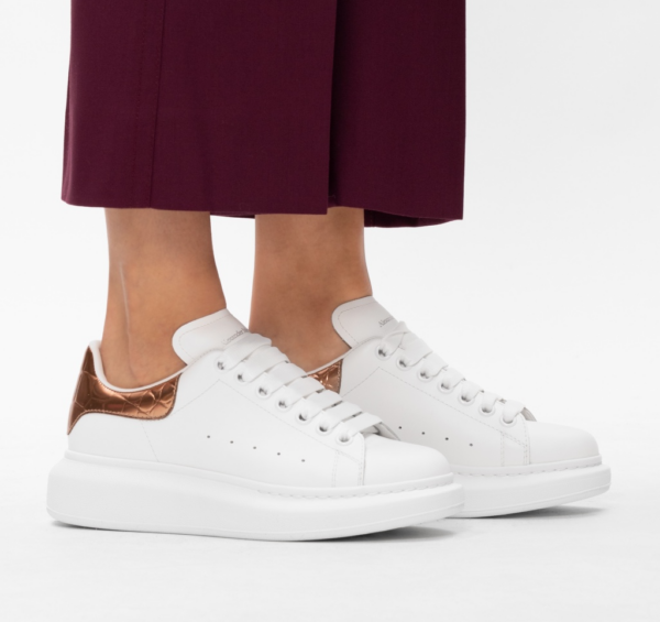 Giày Alexander McQueen Wmns Oversized Sneaker 'White Bronze Gold' 553770-WHYBQ-9053 - Ảnh 4