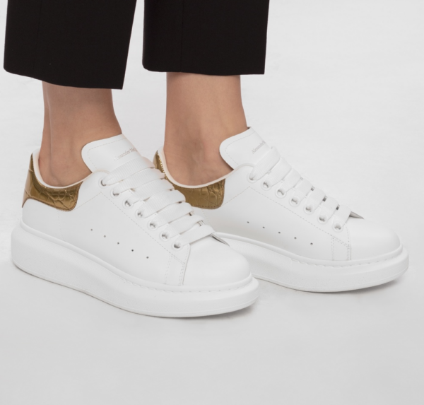 Giày Alexander McQueen Wmns Oversized Sneaker 'Gold Crocodile' 553770-WHYBQ-9075 - Ảnh 4