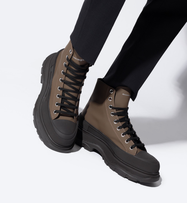Giày Alexander McQueen Tread Slick Boots 'Khaki Black' 627206-WHYK3-3238 - Ảnh 6