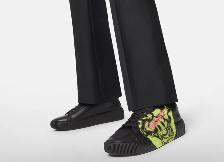 Giày Versace Greca Medusa Tag Sneakers Black Print DSU8404-1A01998-2B670 - Ảnh 3