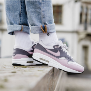 Alternative view of Giày Nike Air Max 1 'Particle Rose' 319986-032