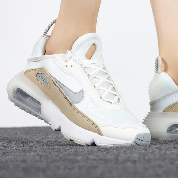 Giày Nike Air Max 2090 'White Tan Silver' DA8702-100 - Ảnh 3