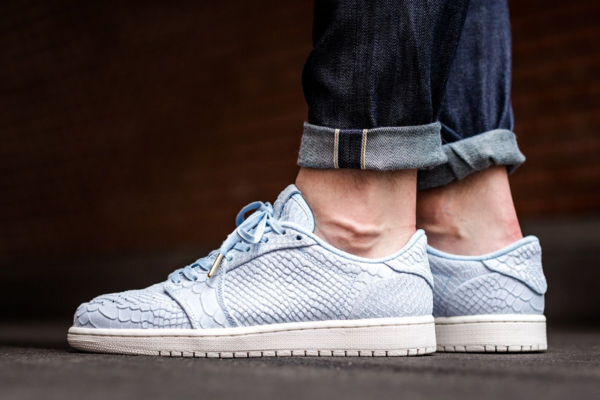 Giày Nike Air Jordan 1 Retro Low NS GS 'Ice Blue' 923624-441 - Ảnh 3