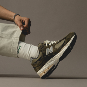 Alternative view of Giày New Balance 2002R 'Olive' M2002RHN