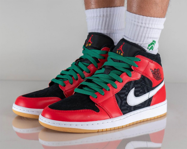 Giày Nike Air Jordan 1 Mid SE 'Christmas' DQ8417-006 - Ảnh 3