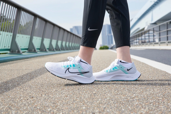 Giày Nike Wmns Air Zoom Pegasus 38 'White Aurora Green' CW7358-102 - Ảnh 2