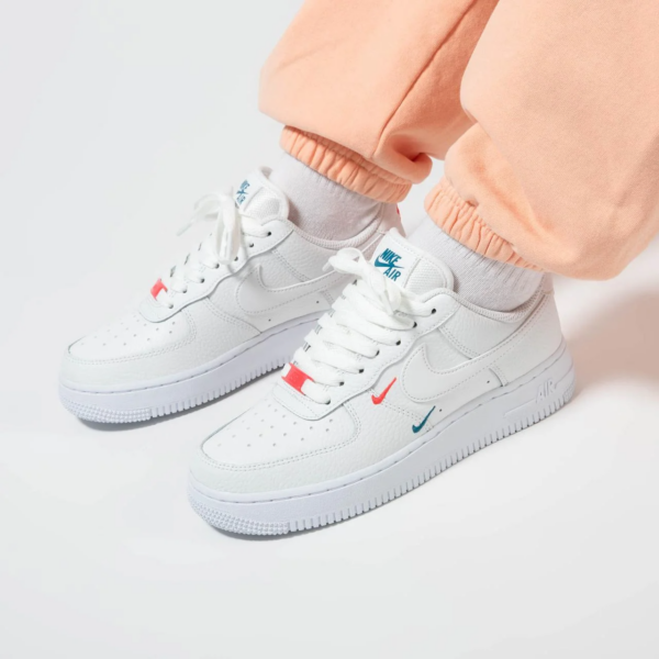 Giày Nike Wmns Air Force 1 '07 Essential 'Summit White Solar Red'  CT1989-101 - Ảnh 2