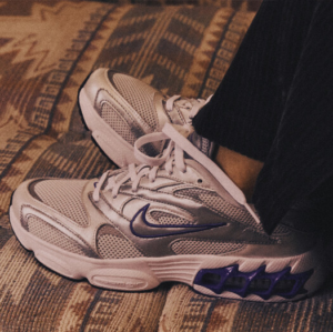Alternative view of Giày Nike Zoom Air Fire 'Silver Purple' DX3217-043