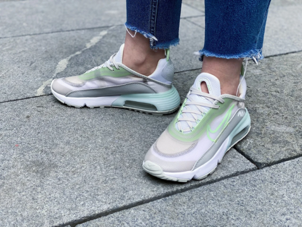 Giày Nike Air Max 2090 'Barely Volt' CT1091-001 - Ảnh 2