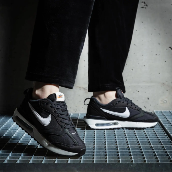 Giày Nike Air Max Dawn 'Black White' DC4068-001 - Ảnh 4