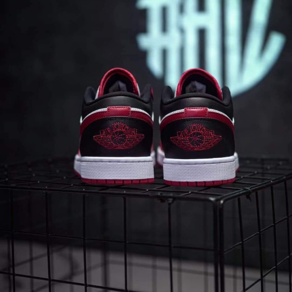 Giày Nike Air Jordan 1 Low Reverse 'Black Toe' DC0774-160 - Ảnh 7