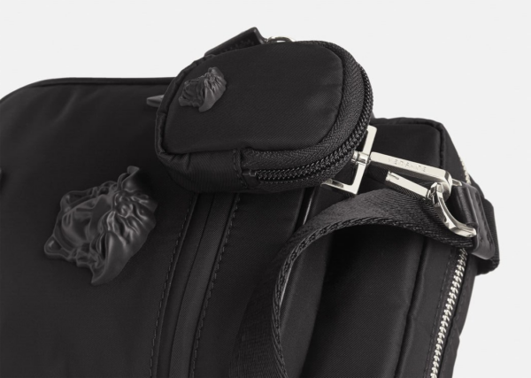 Túi Versace La Medusa Pouch Black 1003091-DNY8ME-D41NP - Ảnh 6