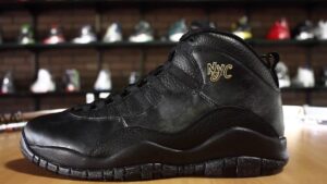 Alternative view of Giày Nike Air Jordan 10 Retro 'NYC' 310805-012