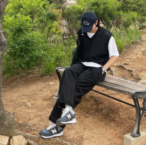 Alternative view of Giày New Balance 574 'Outerspace' ML574SYP