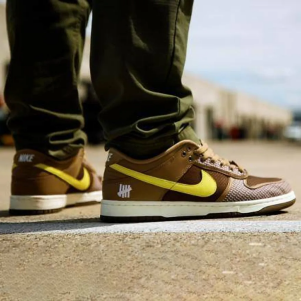 Giày Nike Undefeated x Dunk Low SP 'Canteen' DH3061-200 - Ảnh 3