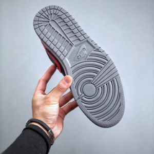 Giay Nike Air Jordan 1 Low SE 'Split Gym Red Cement Grey' DR0502-600