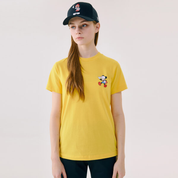 Áo MLB X Disney Action Short Sleeve T Shirrt Cleveland Indians 31TSK2031-45Y - Ảnh 2