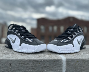 Giay Nike Air Max Penny 1 'Tiger Stripes' FD0783-010