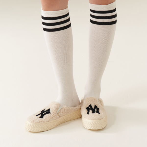 Giày MLB Playball Fleece Mule New York Yankees 'Pink' 3AMUUD216-50CRS - Ảnh 3