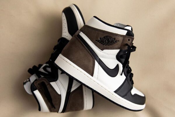 Giày Nike Air Jordan 1 Retro High OG GS 'Dark Mocha' 575441-105 - Ảnh 4