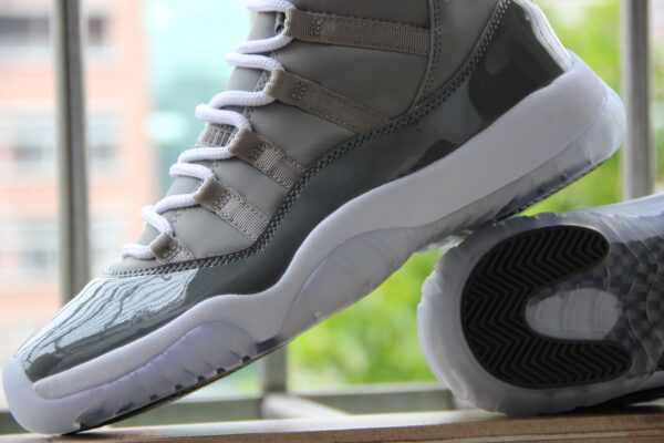 Giày Nike Air Jordan 11 Retro 'Cool Grey' 2010 378037-001 - Ảnh 3