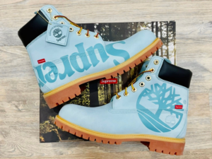 Alternative view of Giày Timberland 6" Supreme 'Ice Blue' TB0A2MTDBW1