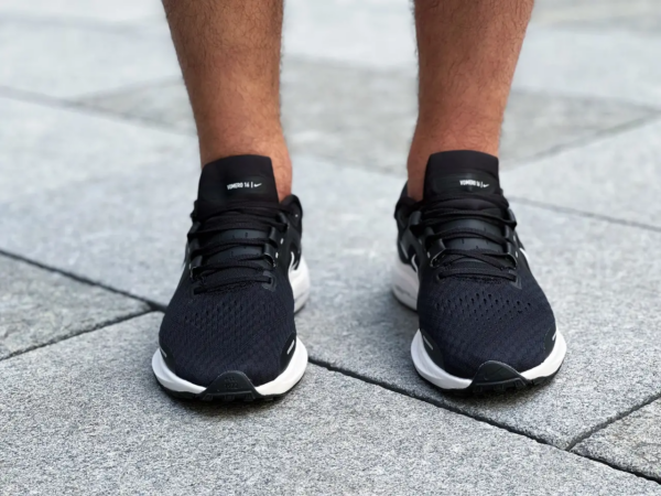 Giay Nike Air Zoom Vomero 16 'Black White' DA7245-001