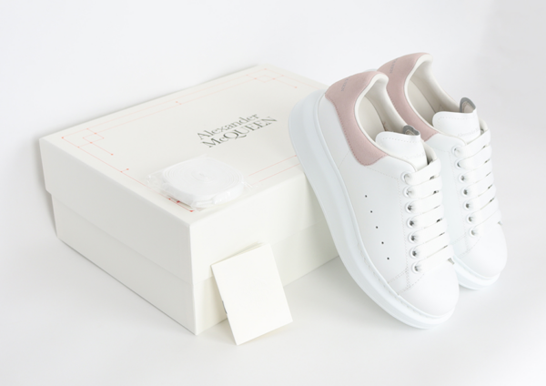 Giày Alexander McQueen Wmns Oversized Sneaker 'White Patchouli' 2019 - Ảnh 5