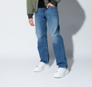 Alternative view of Giày Alexander McQueen Oversized Sneaker 'White Iron' 553680-WHGP7-9426