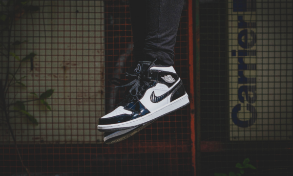 Giày Nike Air Jordan 1 Mid SE 'Carbon Fiber' DD1649-001 - Ảnh 6