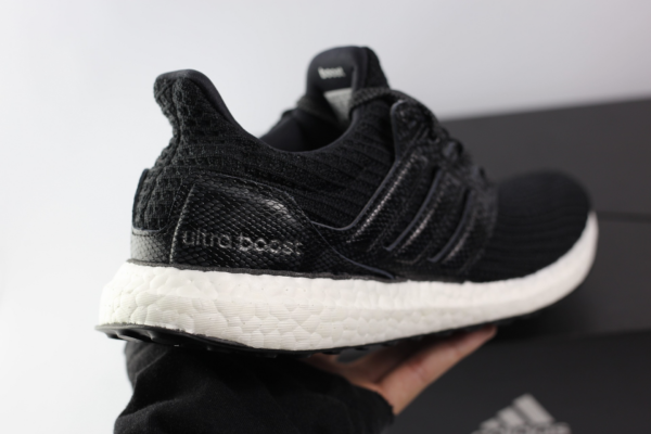 Giày Adidas UltraBoost 'Black Snakeskin' FX8931 - Ảnh 3