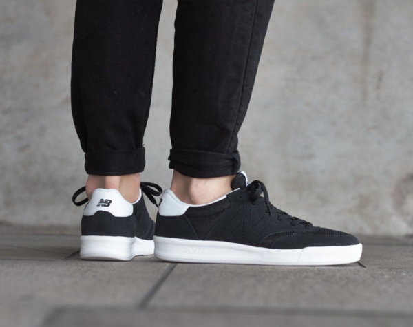 Giày New Balance 300 Black CRT300FA - Ảnh 4
