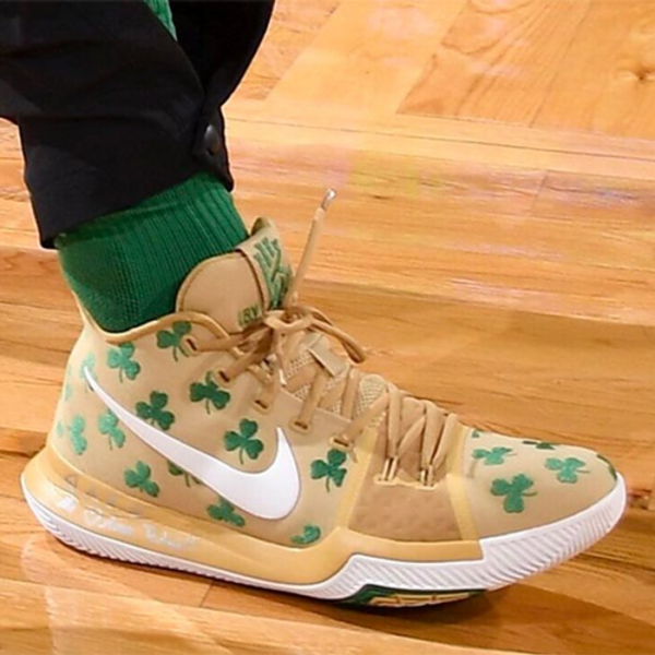 Giày Nike Kyrie 3 'Luck' PE AR4566-700 - Ảnh 2