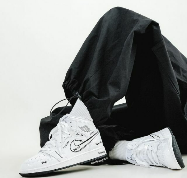 Giày Nike Air Jordan 1 Mid GS ‘Schematic’ DQ1864-100 - Ảnh 2